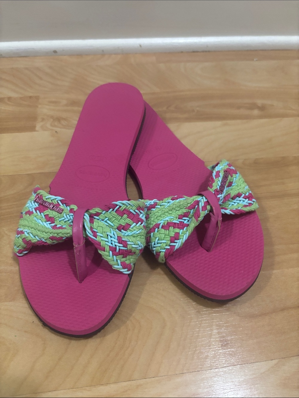 Havaianas Pink Braided Bow Flip Flops